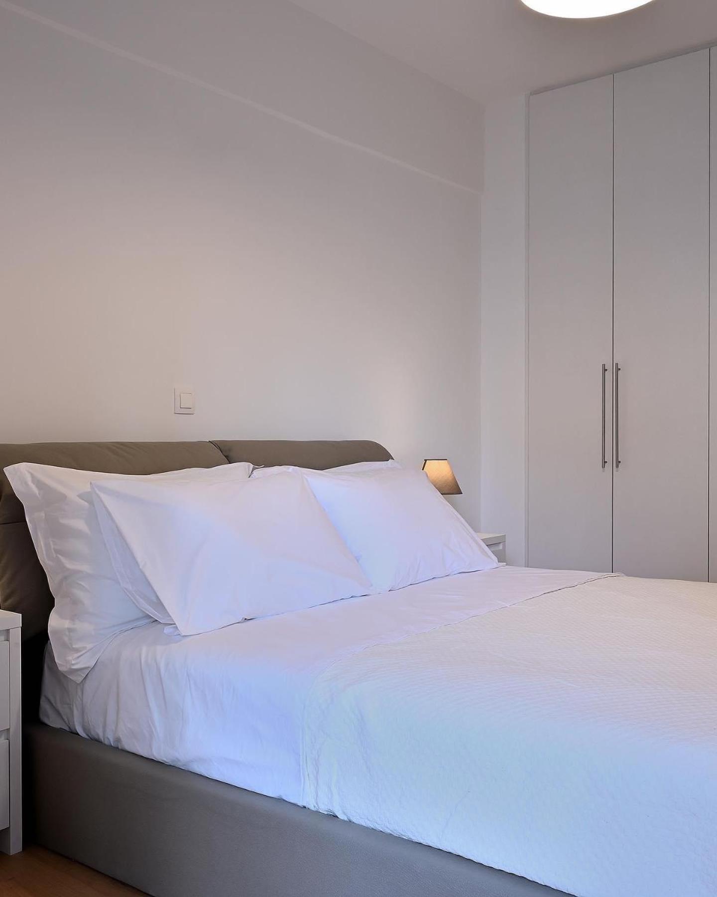 Modern Two Bedroom Apartment At Koukaki Афины Экстерьер фото